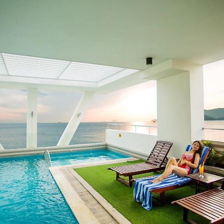 Dendro Beachfront Hotel Nha Trang Esterno foto
