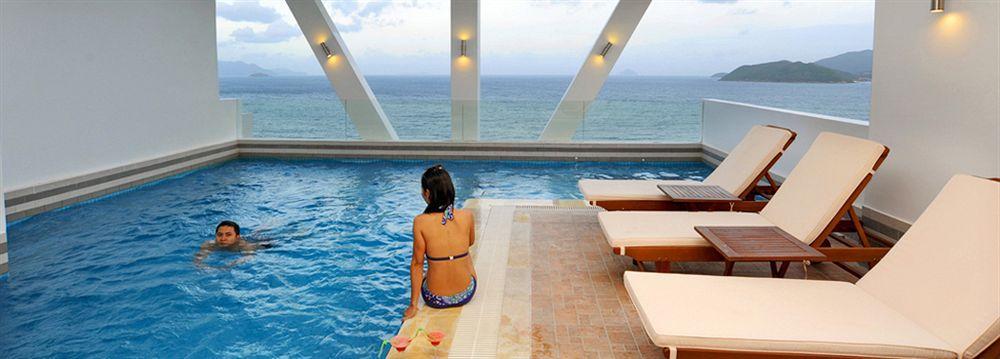 Dendro Beachfront Hotel Nha Trang Esterno foto