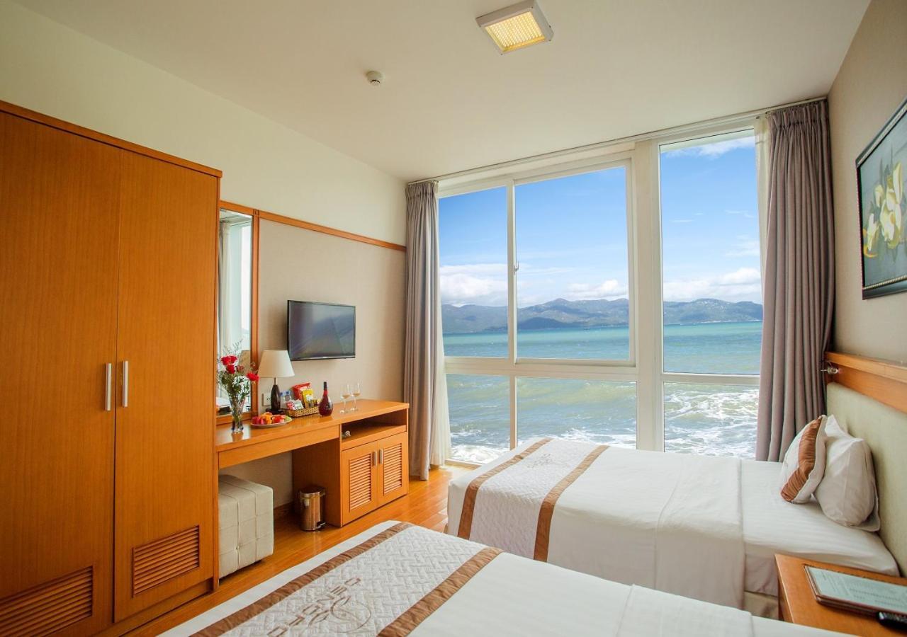 Dendro Beachfront Hotel Nha Trang Esterno foto