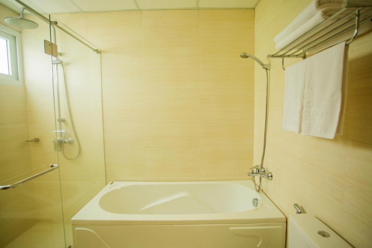 Dendro Beachfront Hotel Nha Trang Esterno foto