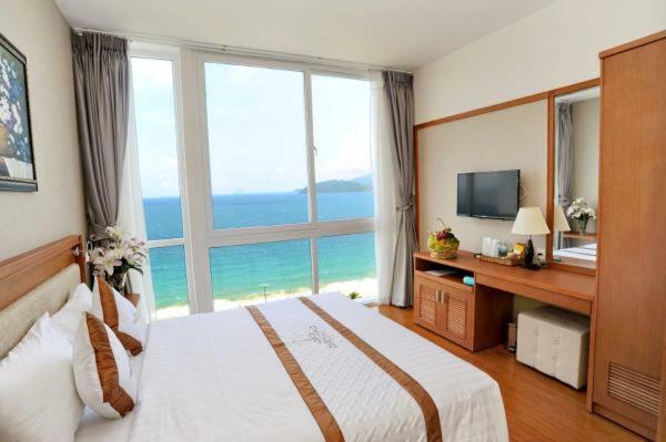 Dendro Beachfront Hotel Nha Trang Esterno foto